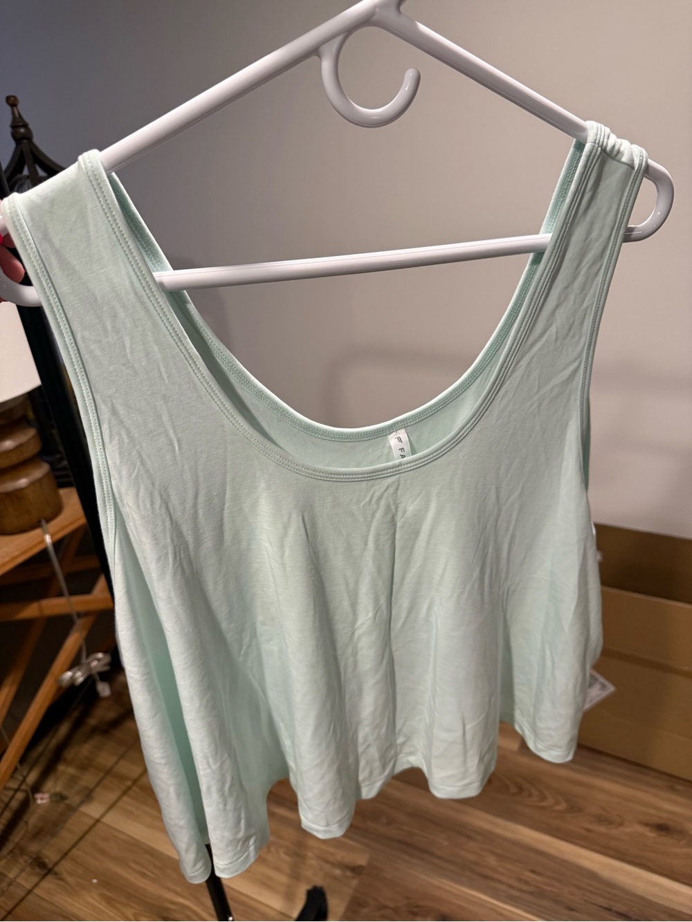 Fabletics Carter Swing Scoop Neck Crop Tank Top in Light Mint